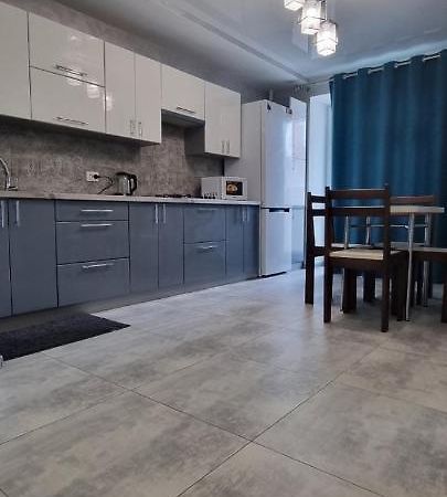 Затишна Двокімнатна Квартира Ternopil Exterior photo